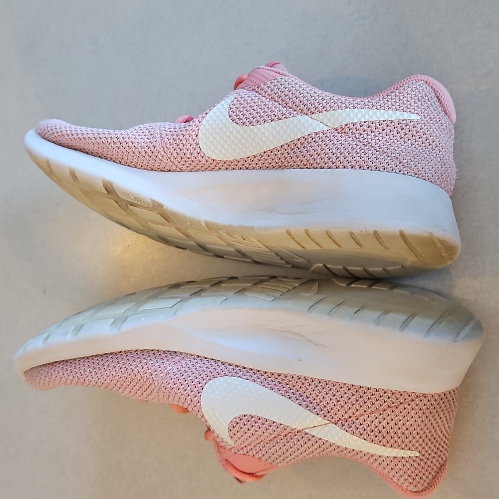 Nike Pink Shoes - Picture 7 of 13